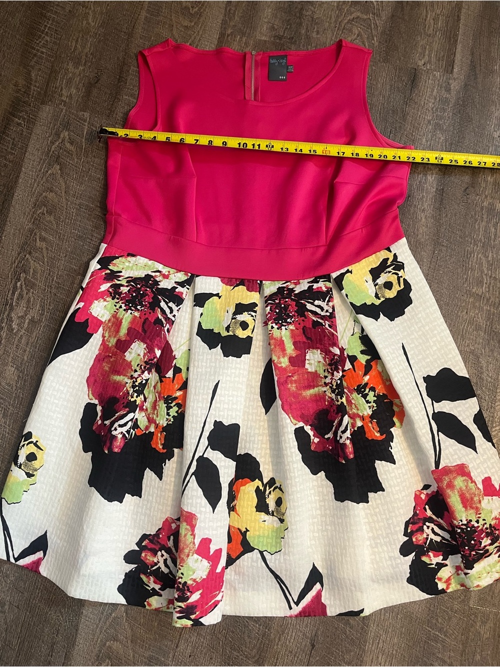 Gabby Skye Women’s Size 18 Hot Pink and Floral Fit-and-Flare Midi Dress - Picture 2 of 6